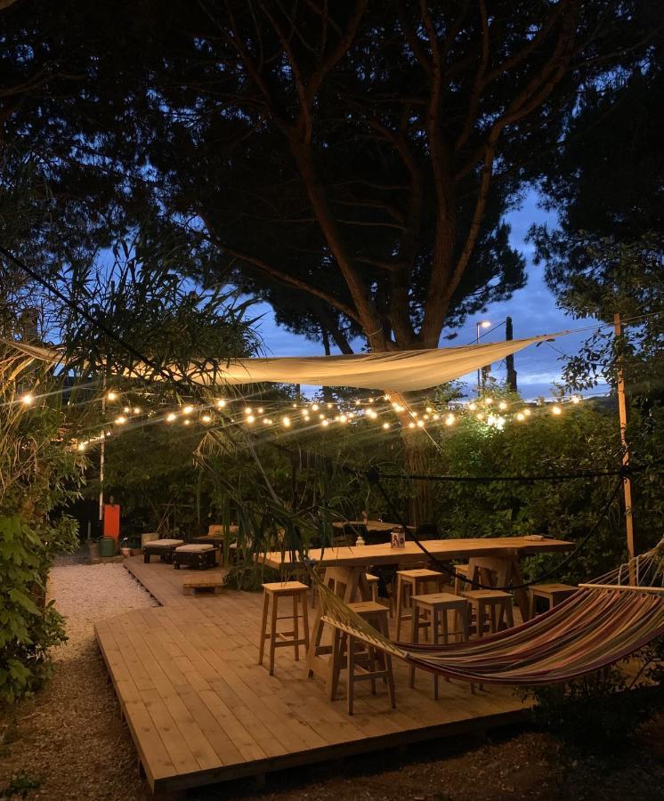 Camping Dolce Sole Marina di Massa Bagian luar foto