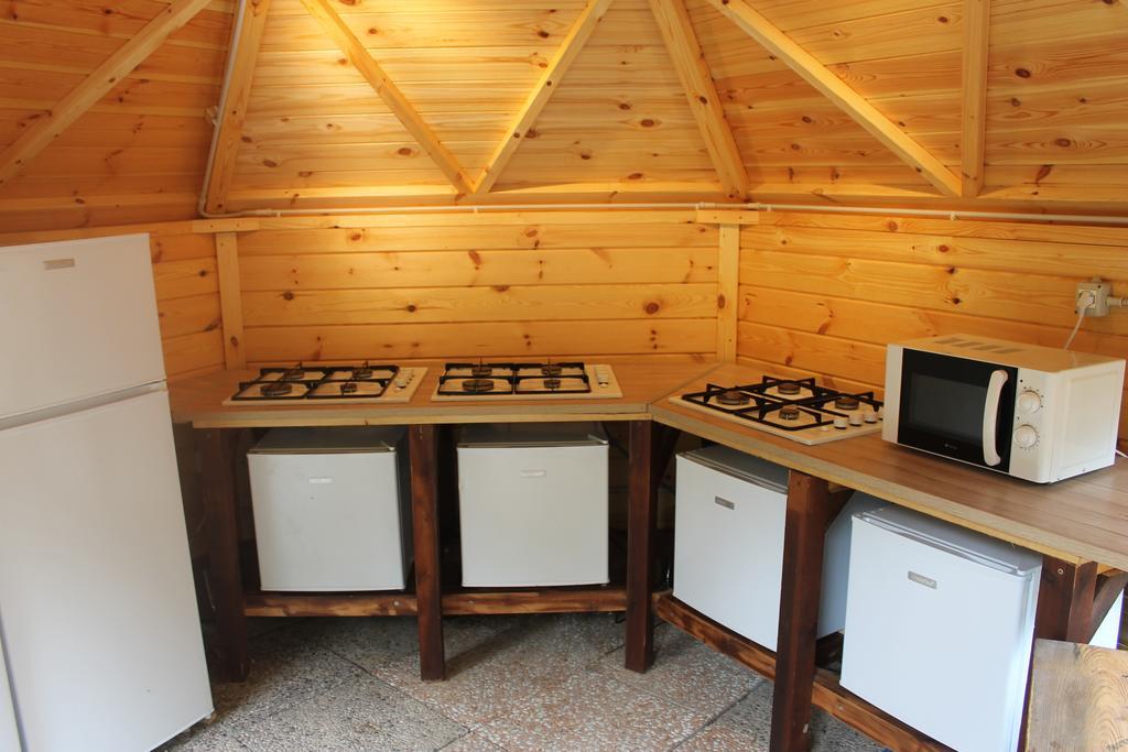 Camping Dolce Sole Marina di Massa Bagian luar foto
